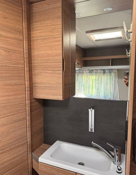 karavan8